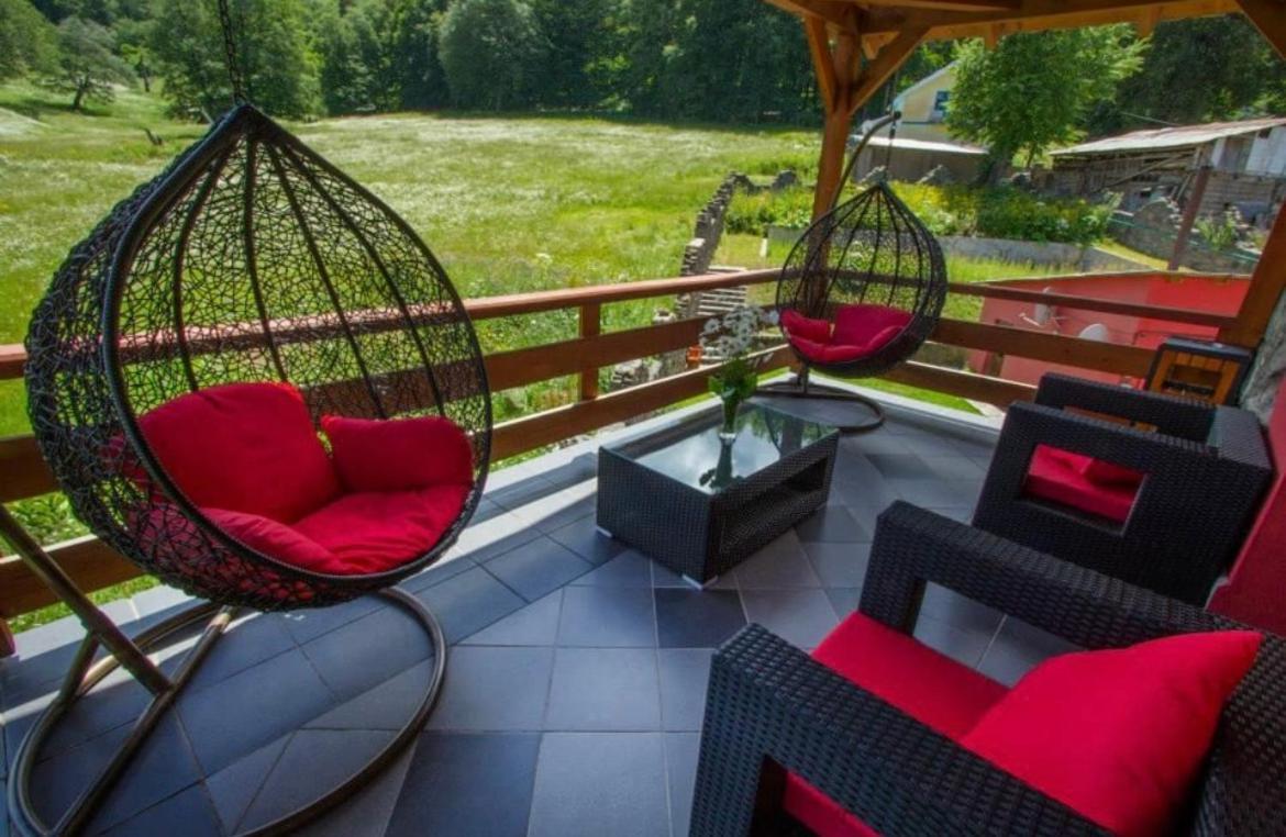 Отель Red House Бакуриани Экстерьер фото
